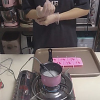 果汁棒棒糖：的做法图解1