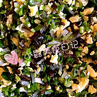 韭菜鸡蛋馅饼的做法图解1