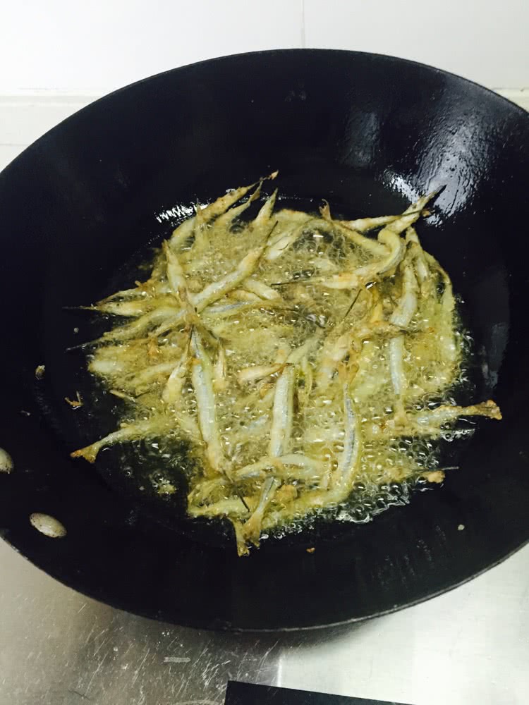 小鱼炖萝卜一一儿时的味道的做法图解9