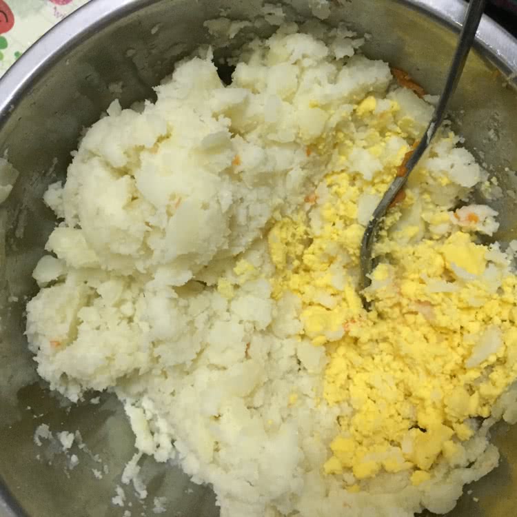 土豆泥沙拉的做法图解7