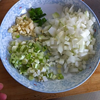 牛腩炖西红柿的做法图解2