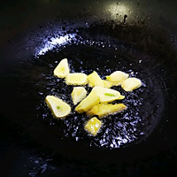 米饭搭档~香菇炖鸡腿肉的做法图解3