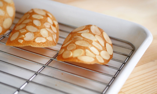 超简单的香脆饼干，法式杏仁瓦片饼干