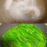 凉拌菠菜粉丝的做法图解2