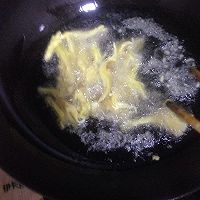炸蘑菇（咖喱味）的做法图解4