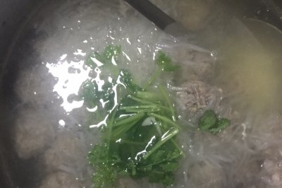 牛肉丸子萝卜丝汤