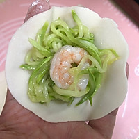 西葫虾仁煎饺的做法图解6
