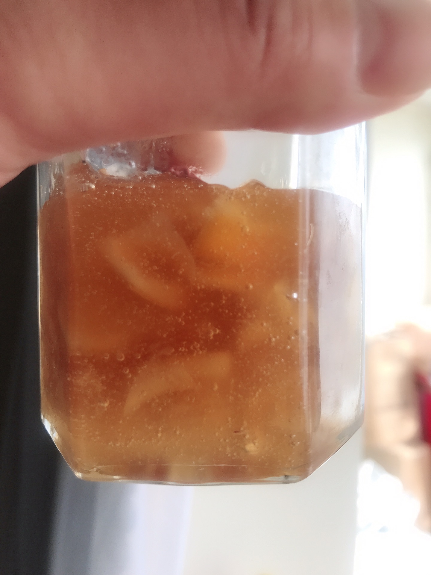 Honey, lemon cream, wake up in the morning, drink a cup of defecate, detoxify, nourish the face and slim down