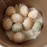 盐焗土鸡蛋的做法图解8