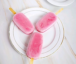 #夏日冰品不能少#李子酸奶雪糕的做法