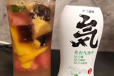 夏日特饮:不长肉的水果苏打水