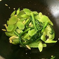 素炒莴笋---哥本哈根减肥餐芹菜替代菜谱的做法图解4