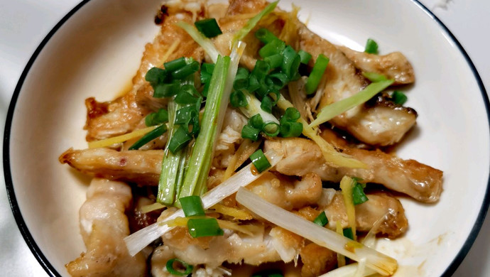 客家香煎鲩鱼块