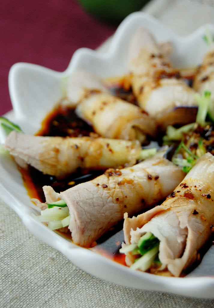 最上瘾的绝味川菜——蒜泥白肉卷的做法