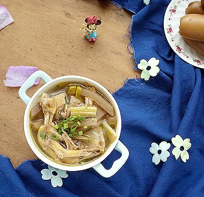  酸萝卜老鸭汤