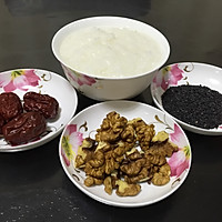 芝麻红枣核桃露【宝宝辅食】【懒人版】的做法图解1