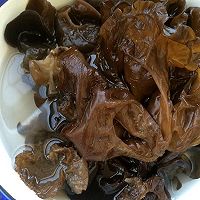 大喜大牛肉粉试用之黑木耳炖豆腐的做法图解2