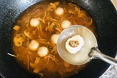 鱼丸蘑菇汤