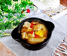 #冬天就要吃火锅#椰肉玉米排骨煲的做法
