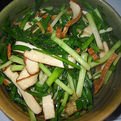 韭菜炒豆干