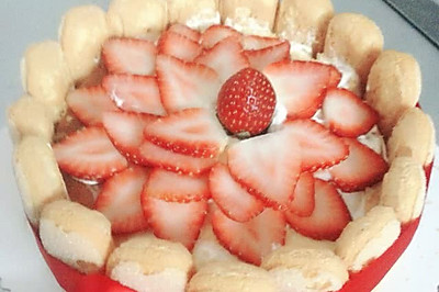 草莓重芝士蛋糕