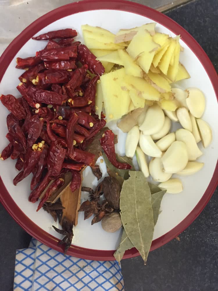 红烧肉的做法图解1