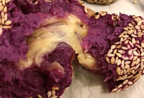 做好5分钟瞬间被吃光的芝麻奶酪紫薯球的做法