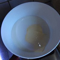 黑加仑杏仁岩烧乳酪土司的做法图解1