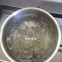 乌鸡莲子汤的做法图解2