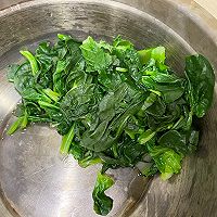 虾皮炒菠菜的做法图解1