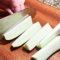 『肉末茄子』的做法图解1