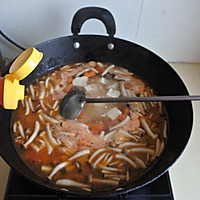 #太太乐鲜鸡汁芝麻香油#番茄豆腐蘑菇汤的做法图解6