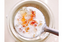 牛奶炖桃胶的做法