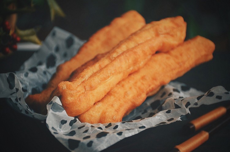 奶香小油条的做法