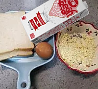 牛奶芝士烤吐司的做法图解1