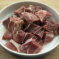 电压力锅酱牛腱子的做法图解2