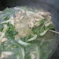 黄花鱼瘦肉白菜汤的做法图解11