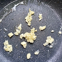 #李锦记X豆果 夏日轻食美味榜#口蘑黄瓜炒虾仁的做法图解2