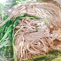 豆角肉末拌荞麦面的做法图解1