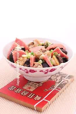 香菇火腿蒸鸡翅