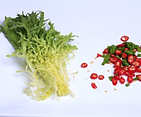 苦菊拌蕨根粉的做法图解2