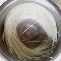 小锅米线的做法图解1