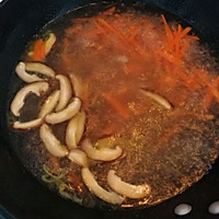 低脂减肥～胡萝卜香菇豆腐汤的做法图解6