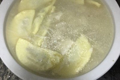 金针菇豆腐汤