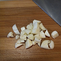 香菇鸡丁焖饭的做法图解2