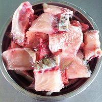 酸菜鱼的做法图解2