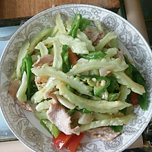 【私房菜】青椒肉片炒苦瓜