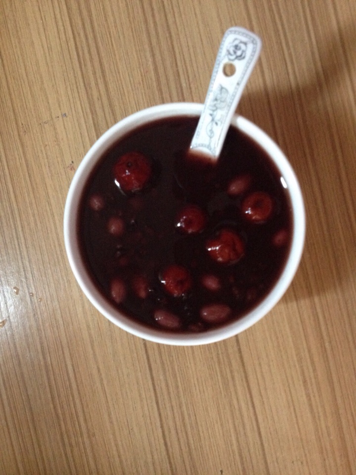 Miscellaneous grains beauty black rice porridge
