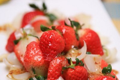 规划百合草莓