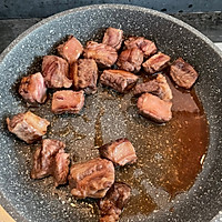 简单的浪漫《勃艮第红酒炖牛肉》的做法图解1